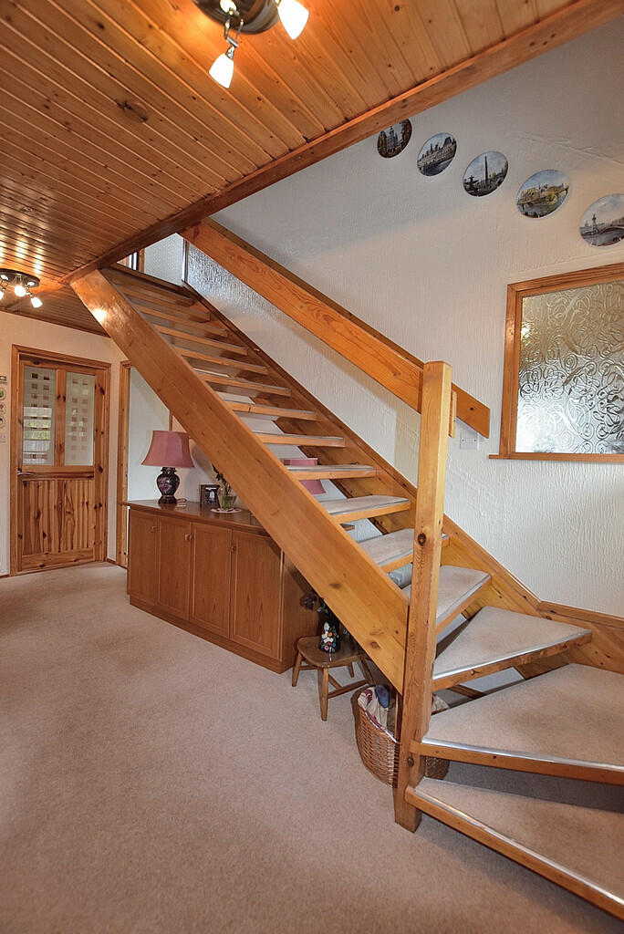 Additional property image - Whitefields Drive, Richmond