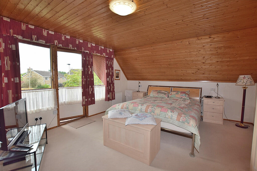 Additional property image - Whitefields Drive, Richmond