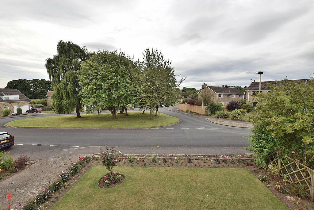 Additional property image - Whitefields Drive, Richmond