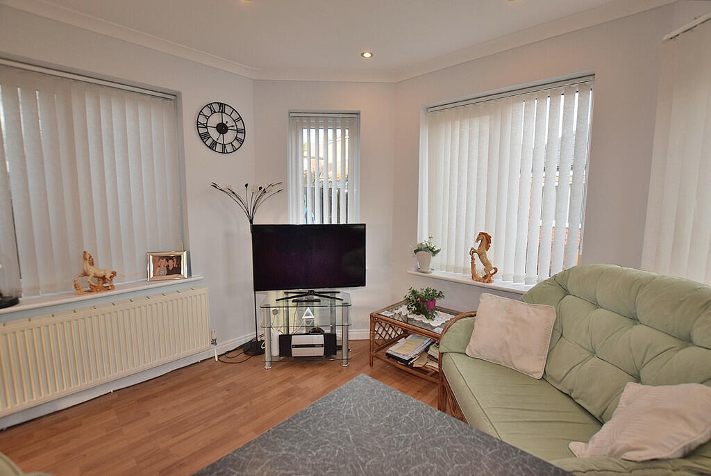 Additional property image - Fontenay Road, Richmond