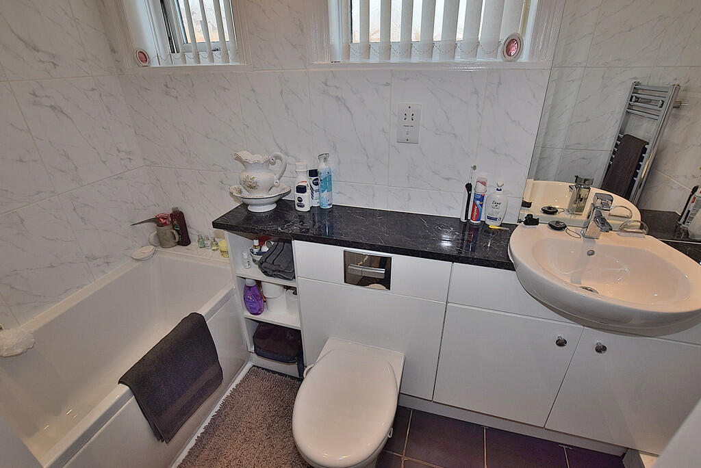 Additional property image - Fontenay Road, Richmond