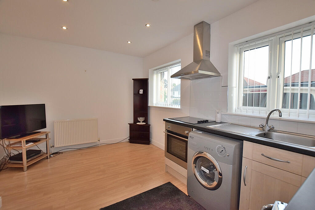 Additional property image - Fontenay Road, Richmond