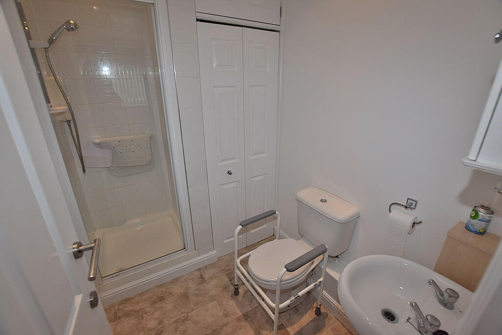 Additional property image - Fontenay Road, Richmond