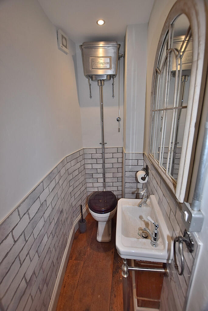 Additional property image - Victoria Road, Richmond