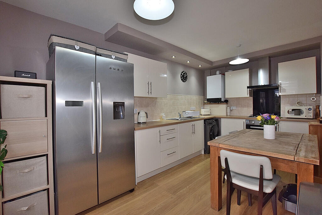 Additional property image - Market Place, Richmond