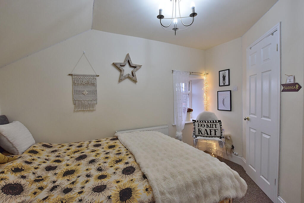 Additional property image - Market Place, Richmond