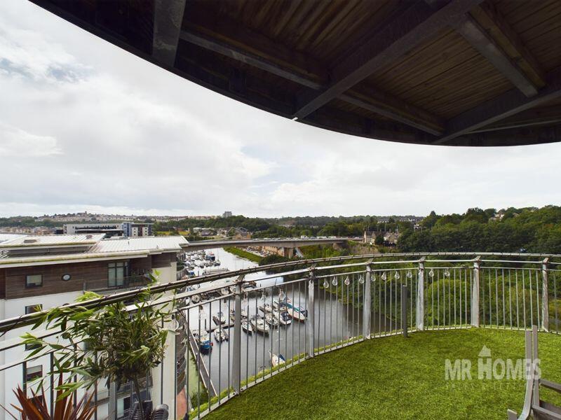 Additional property image - Roma, Victoria Wharf Watkiss Way Cardiff Bay CF11 0SJ