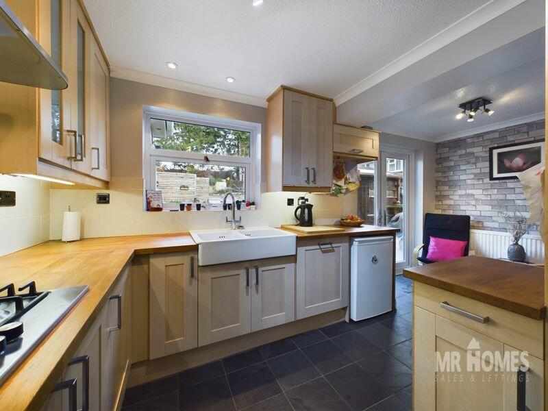 Additional property image - Amyas Close, Carlton Gardens, Cardiff CF11 8EA