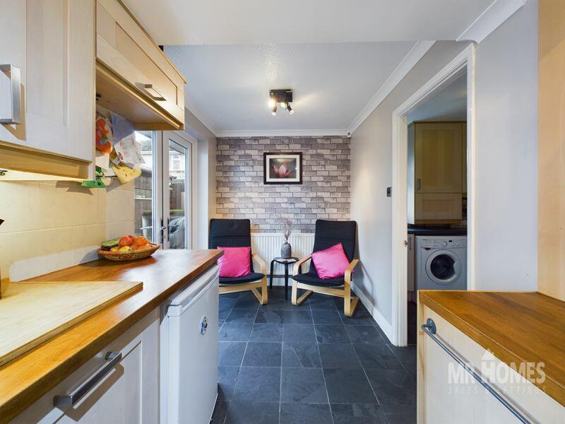 Additional property image - Amyas Close, Carlton Gardens, Cardiff CF11 8EA
