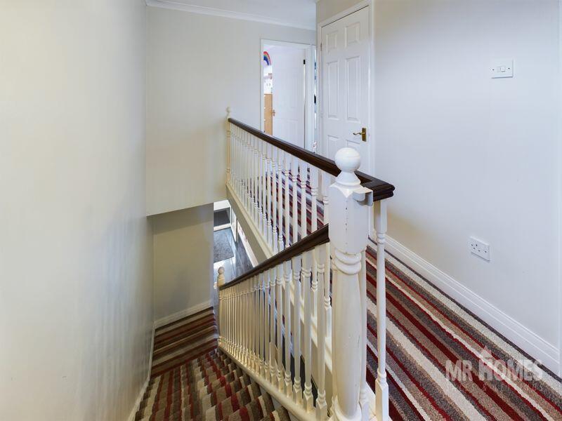 Additional property image - Amyas Close, Carlton Gardens, Cardiff CF11 8EA