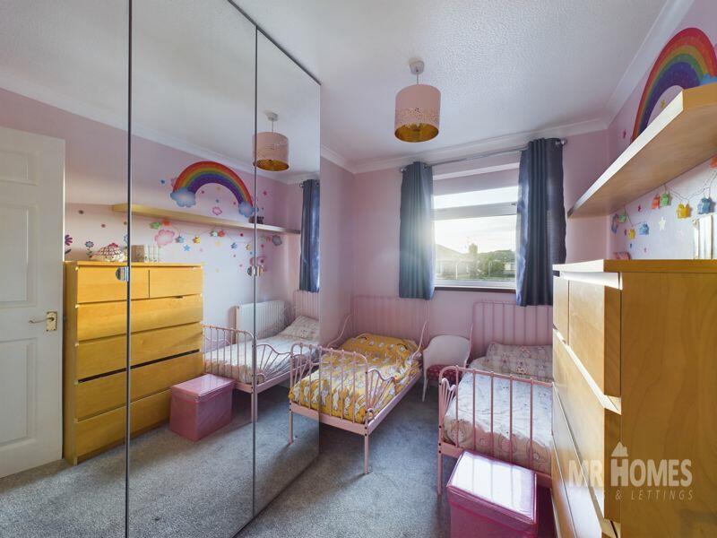 Additional property image - Amyas Close, Carlton Gardens, Cardiff CF11 8EA