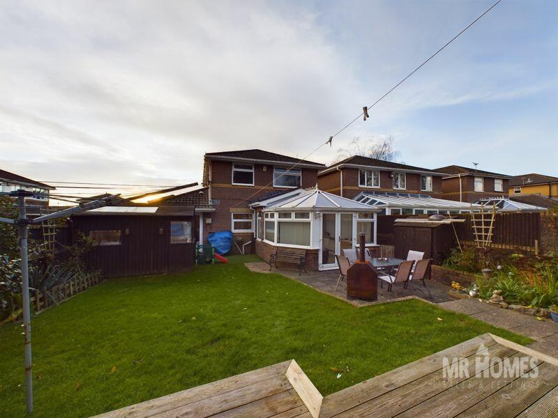 Additional property image - Amyas Close, Carlton Gardens, Cardiff CF11 8EA