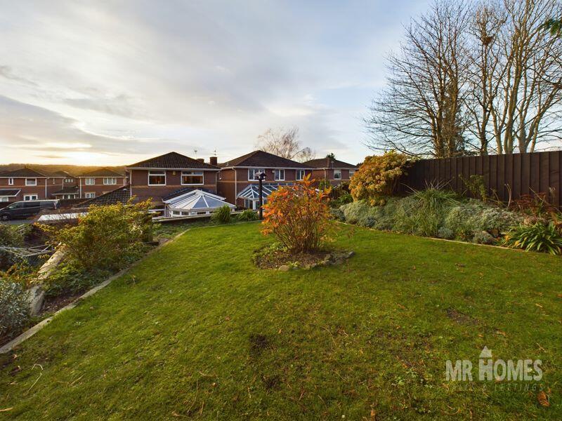 Additional property image - Amyas Close, Carlton Gardens, Cardiff CF11 8EA