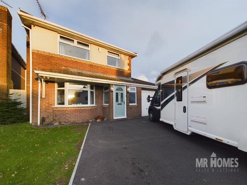 Additional property image - Amyas Close, Carlton Gardens, Cardiff CF11 8EA