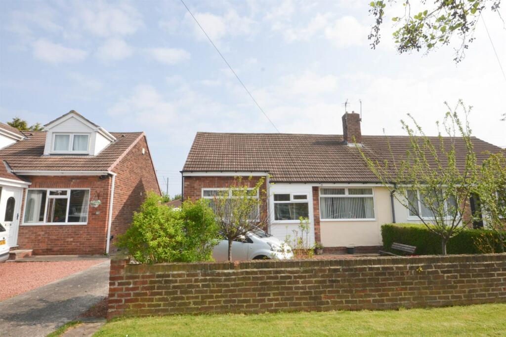 2 bedroom bungalow for sale in Beckenham Avenue, East Boldon, NE36