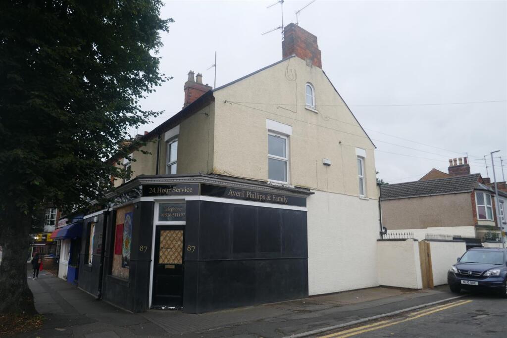Main image of property: Flat 1, 87 Rockingham RoadKetteringNorthants