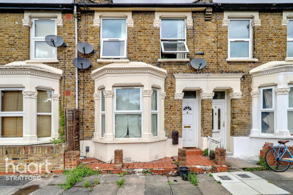 Main image of property: Torrens Square, Stratford