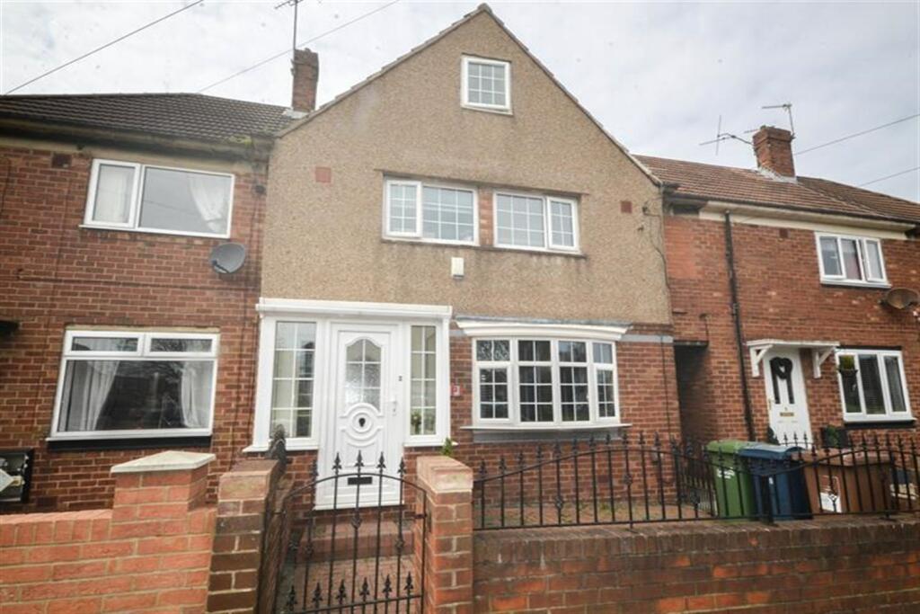 3 bedroom terraced house for sale in Rutherglen Road, Sunderland, SR5