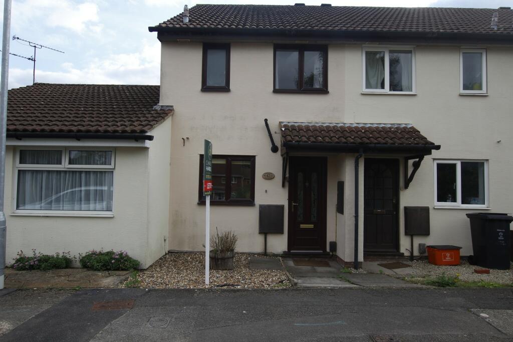 2 bedroom terraced house for rent in Berenger Close, Old Town, Swindon, SN3