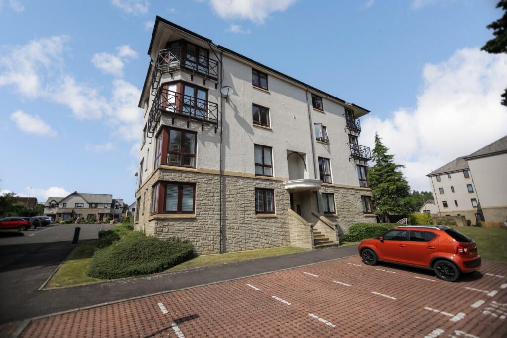 Main image of property: 27/1 Greenpark, Edinburgh, EH17 7TB