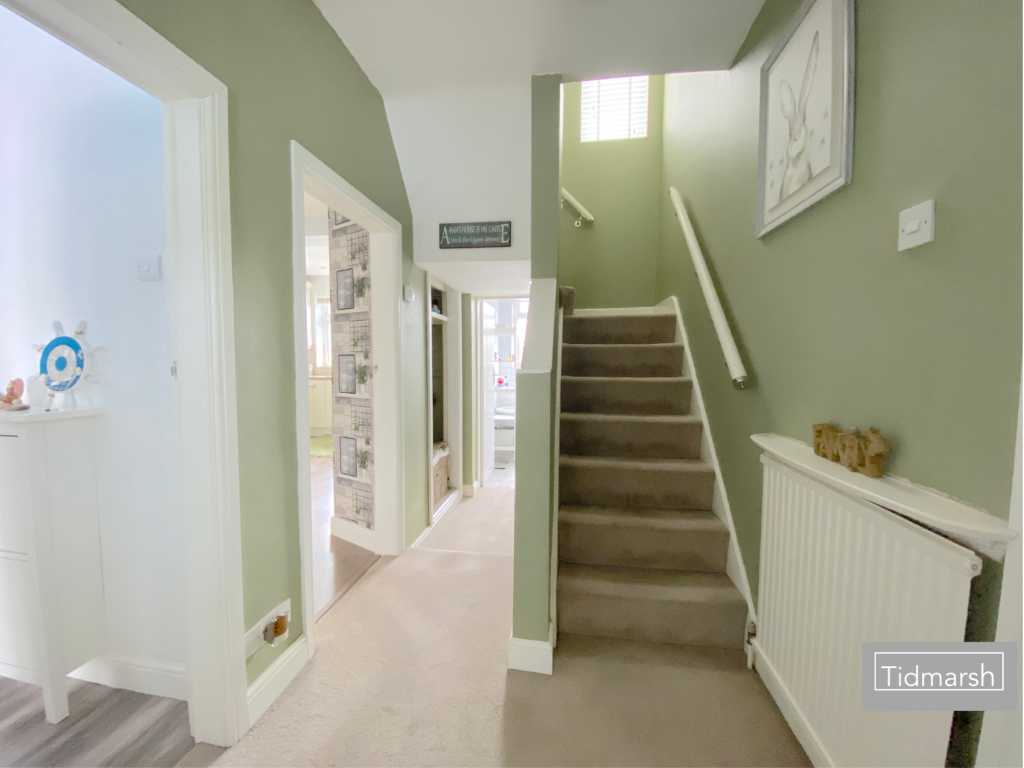 3 bedroom semidetached house for sale in 'Courtenays' 20 Wolverhampton