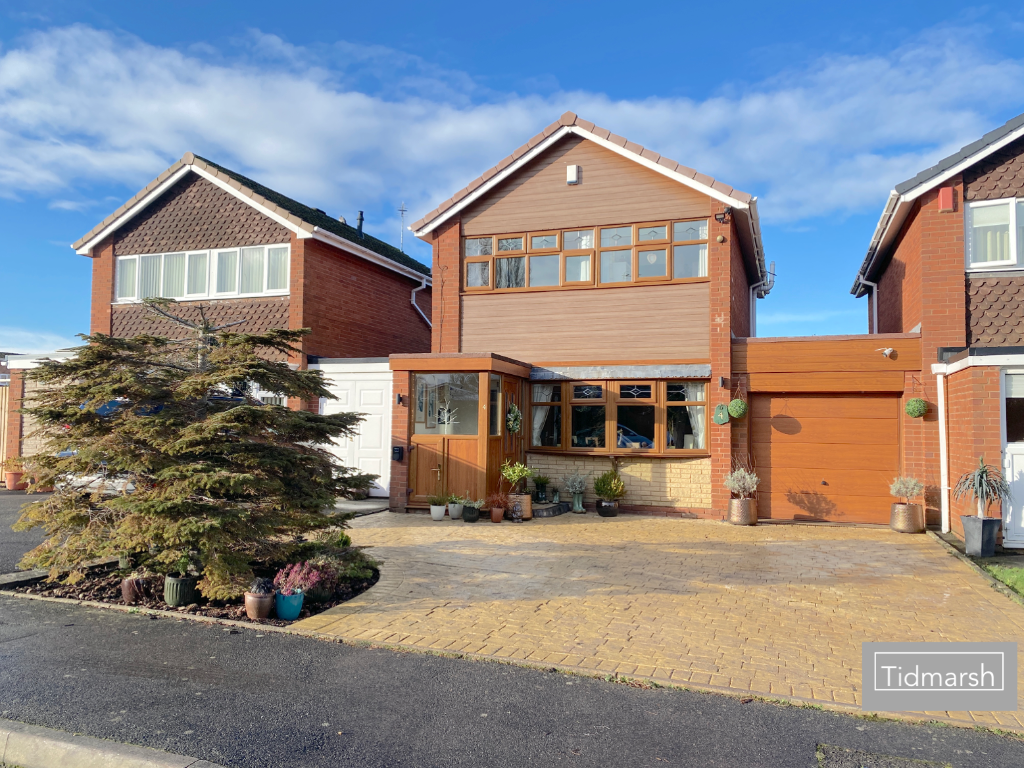 Main image of property: 4 Reeves Gardens, Codsall WV8 1BD