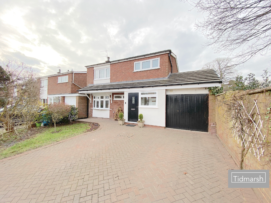Main image of property: 45 Chillington Drive, Codsall WV8 1AJ