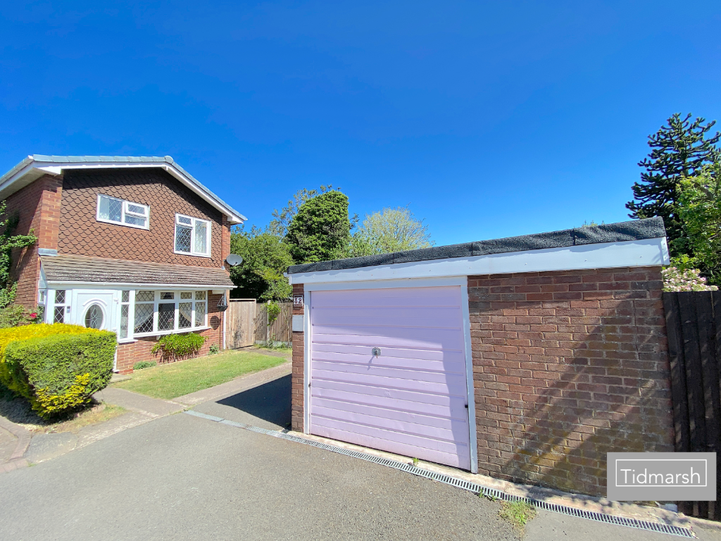 Main image of property: 32 Sherborne Gardens, Codsall WV8 1BN