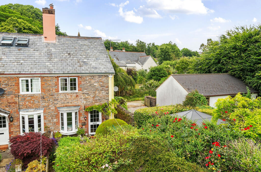 2 bedroom end of terrace house for sale in Coldharbour, Uffculme ...