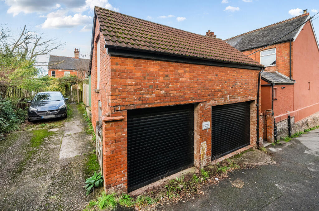 Main image of property: Higher Mill Lane, Cullompton, Devon, EX15