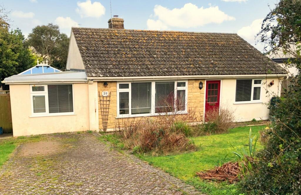 3 bedroom detached bungalow for sale in Wessiters, Seaton, Devon, EX12
