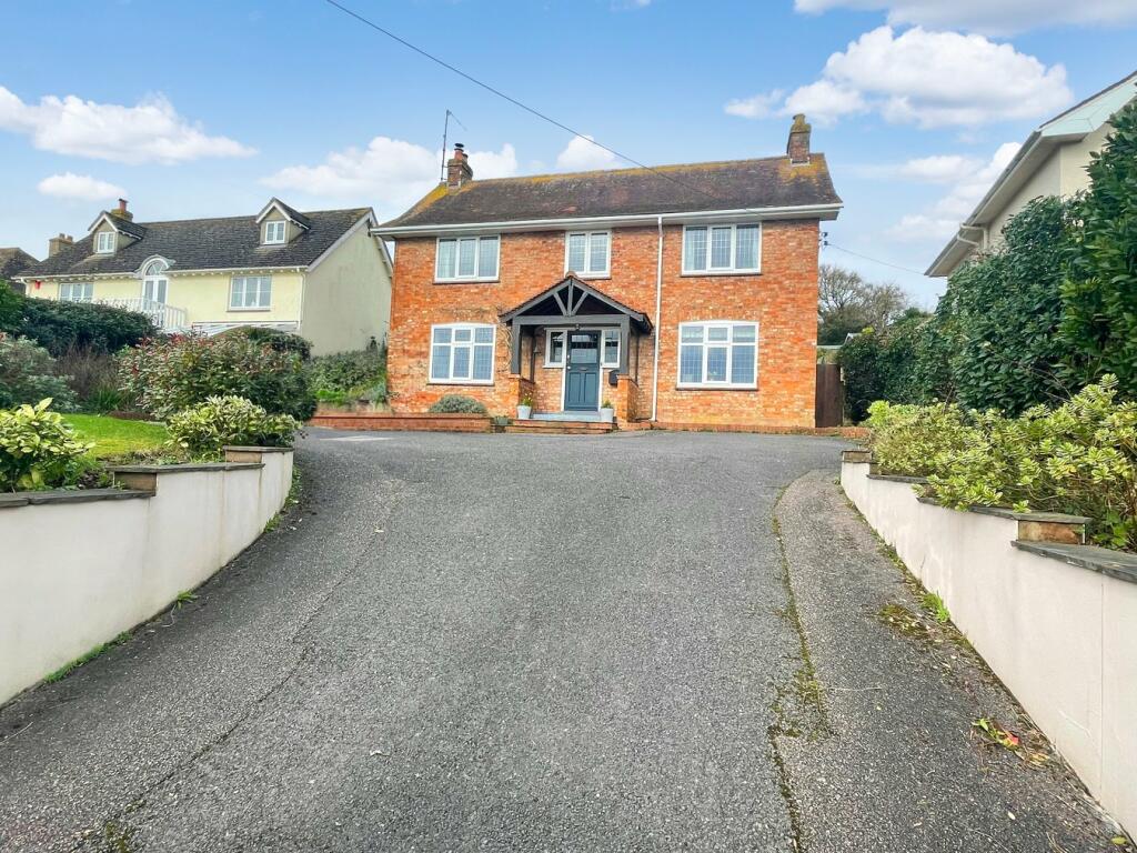 4 bedroom detached house for sale in Bunts Lane, Seaton, Devon, EX12