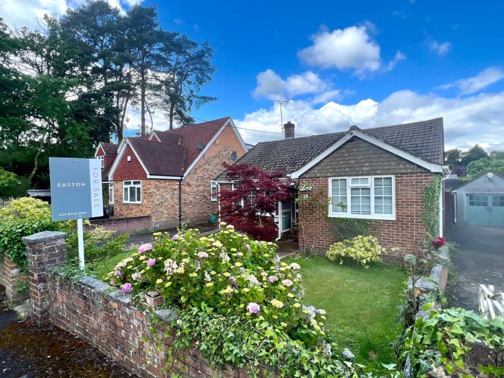 Main image of property: Wellington Close, Dibden Purlieu, Southampton, Hampshire, SO45