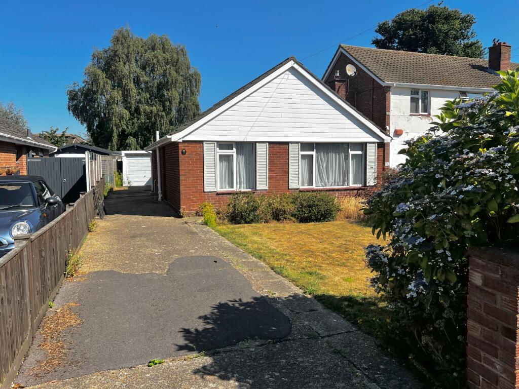 Main image of property: Crawte Avenue, Holbury, Southampton, Hampshire, SO45