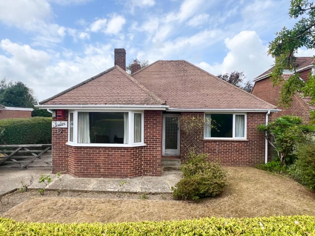 Main image of property: New Road, Blackfield, Southampton, Hampshire, SO45
