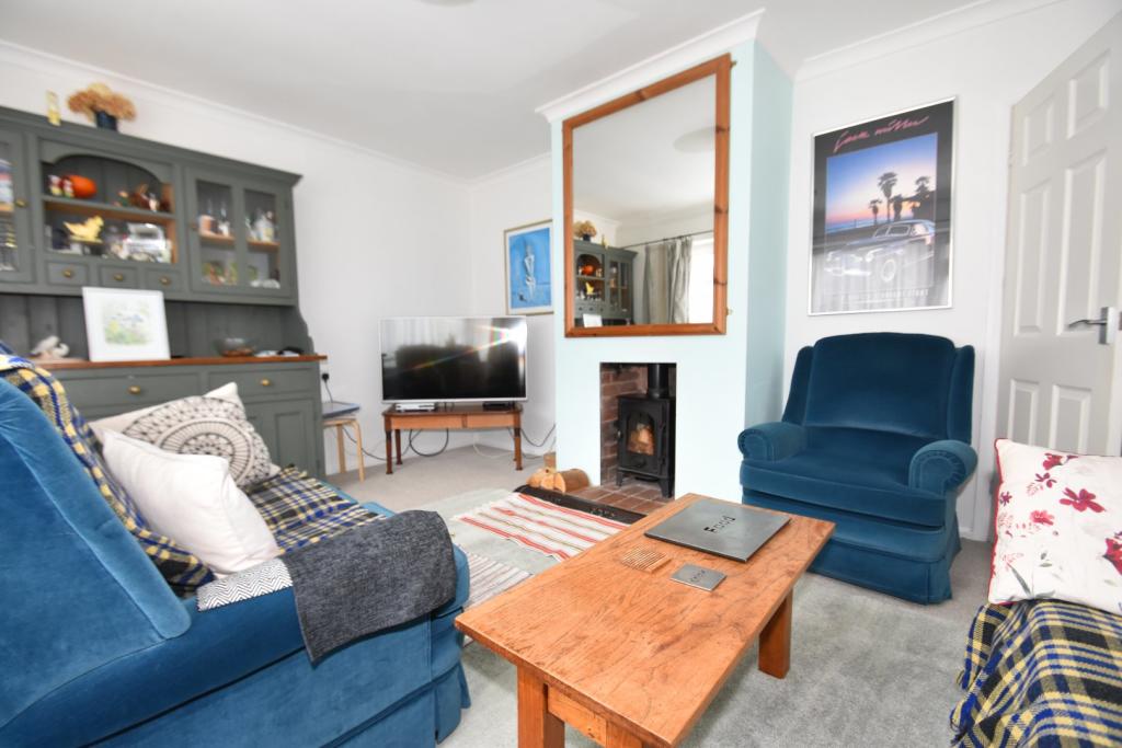 2 bedroom bungalow for sale in Road, Tiverton, Devon, EX16