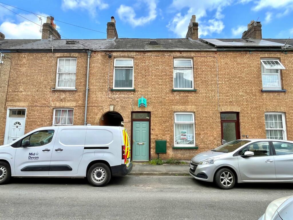 3 bedroom terraced house for sale in John Street, Tiverton, Devon, EX16