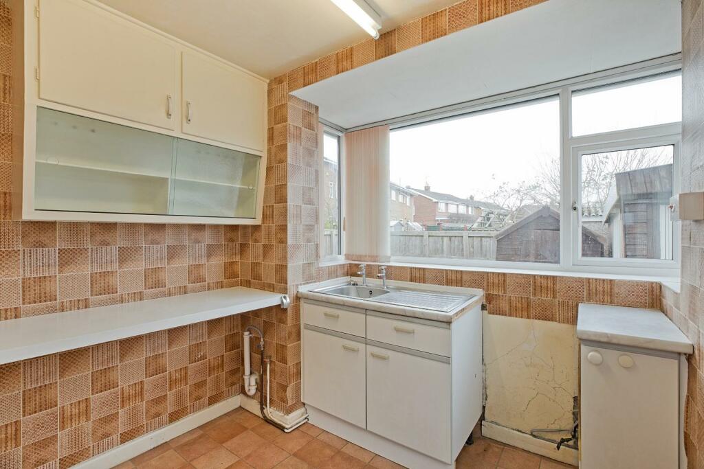 3 bedroom house for sale in Hookstone Chase, Harrogate, HG2