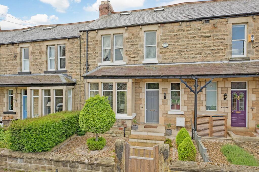 Main image of property: Park Grove, Knaresborough