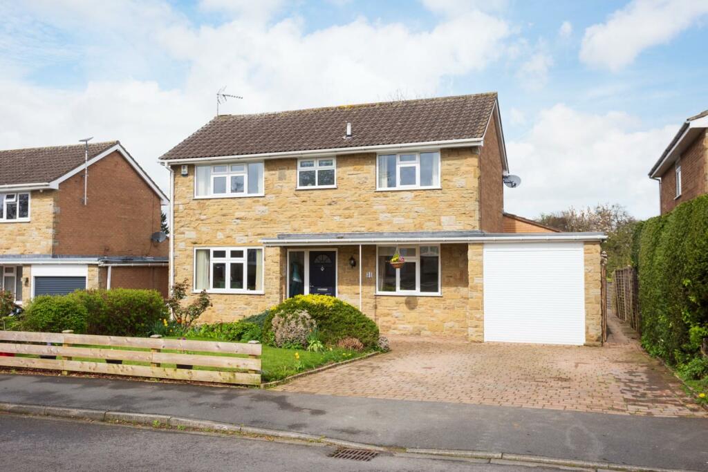 3 bedroom detached house for sale in Ladywell Road, Boroughbridge, YO51