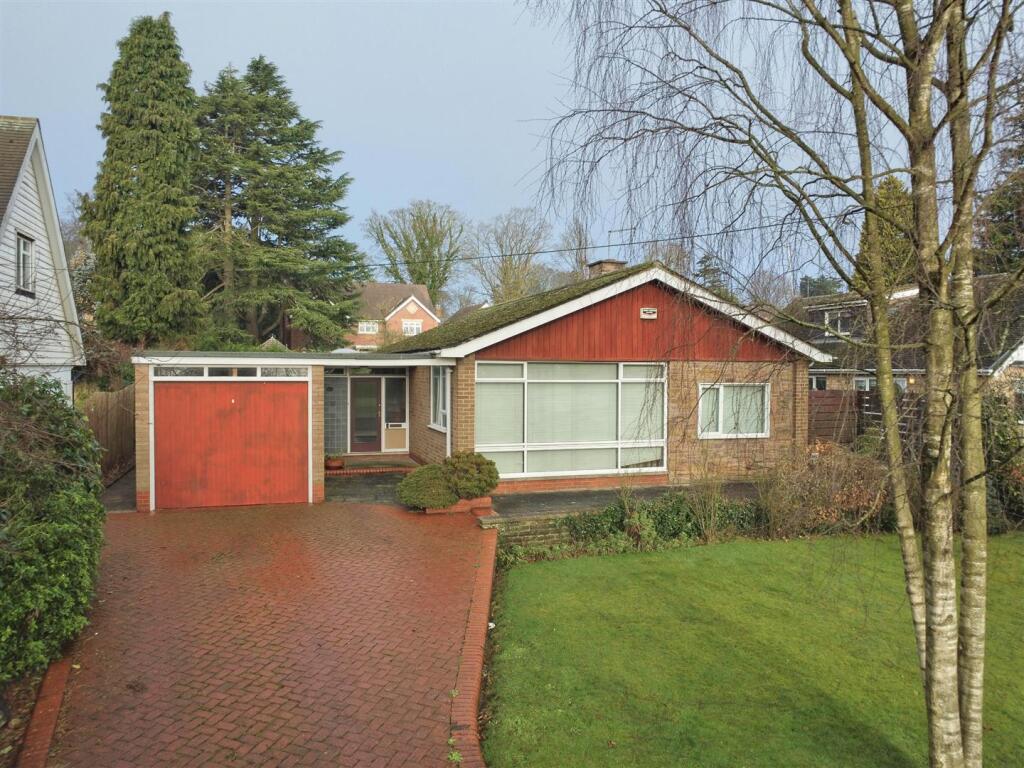 Main image of property: Southfield, Hessle