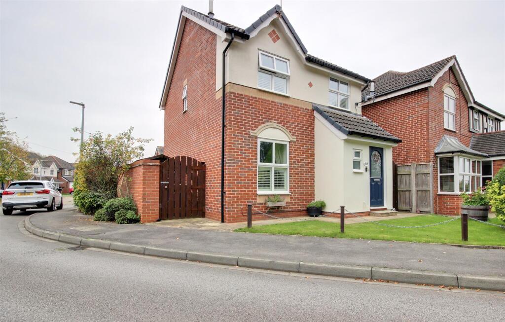 Main image of property: Badgers Wood, Cottingham