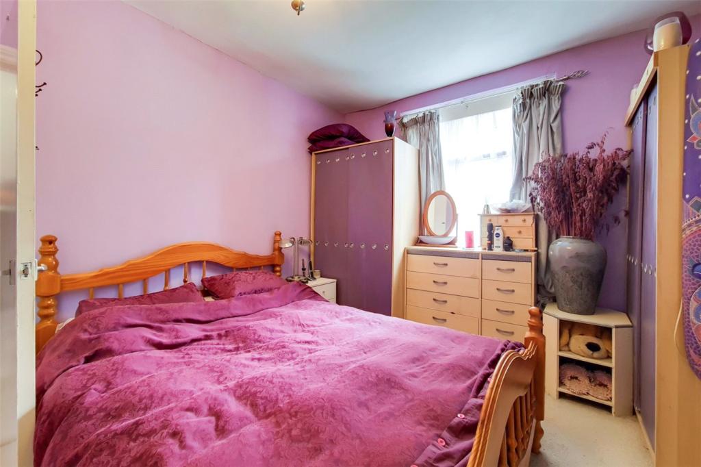 3 bedroom apartment for sale in Leighton Grove, Lodon, NW5