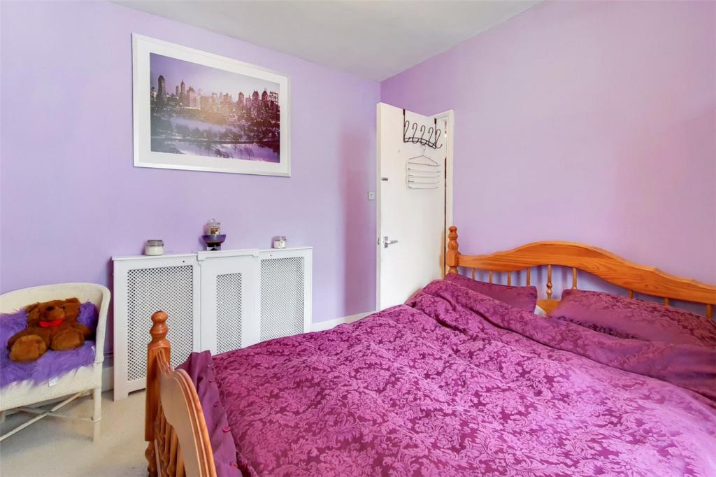 3 bedroom apartment for sale in Leighton Grove, Lodon, NW5