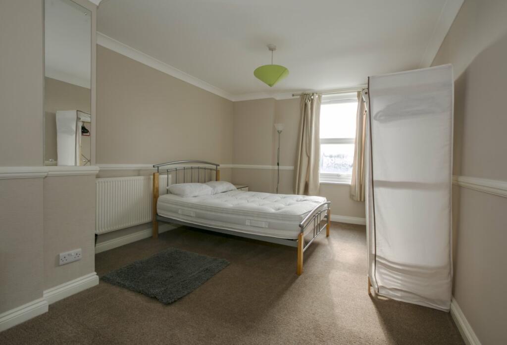 Additional property image - Bath Road, Lansdowne