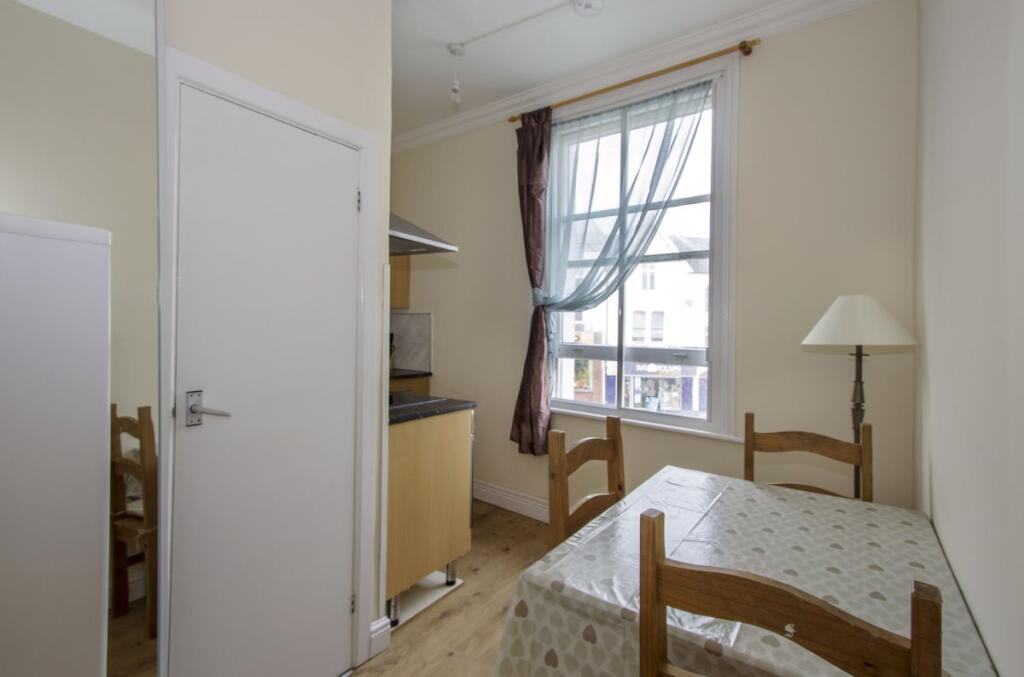 Additional property image - The Triangle,, Triangle