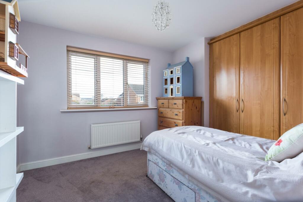 4 bedroom house for sale in Punton Walk, Snaith, Goole, DN14