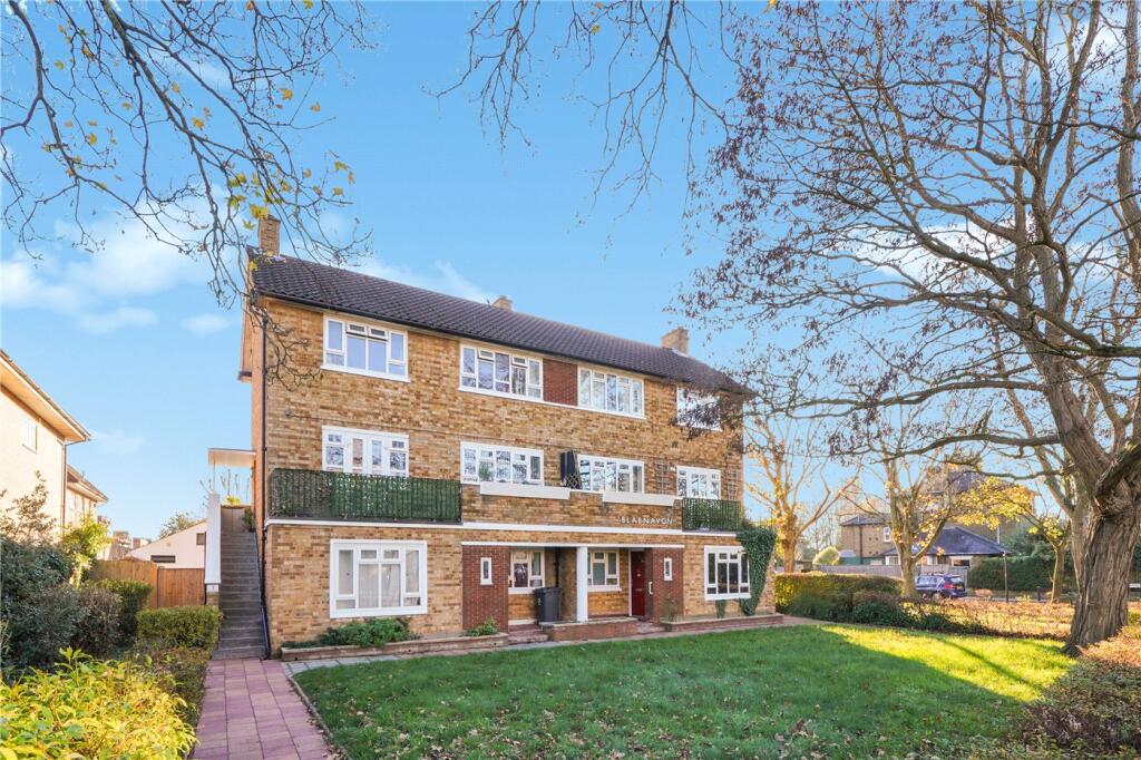 Main image of property: Fortis Green, London, N2