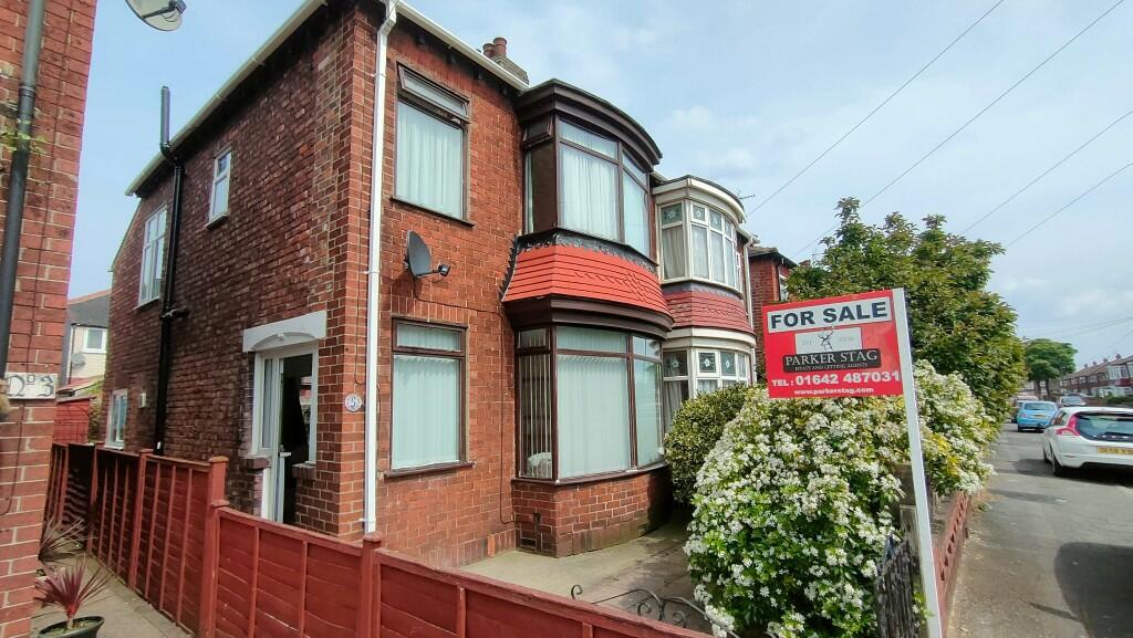3 bedroom semidetached house for sale in Buckingham Road, Redcar