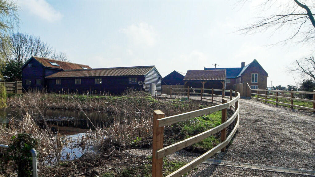 3 bedroom barn conversion for sale in Ilketshall St. Andrew, Beccles, NR34
